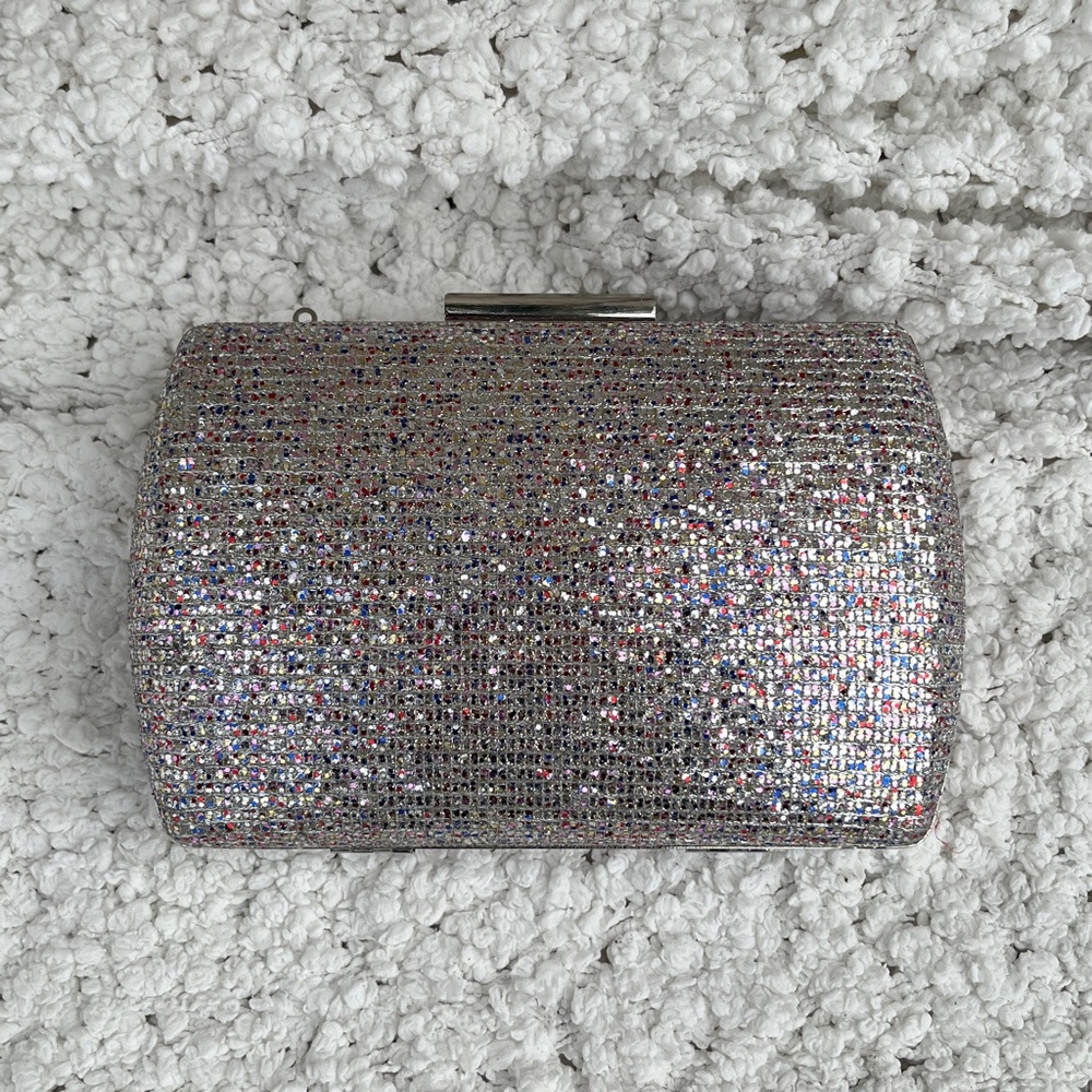 Estee & Lilly Elegant Silver Clutch Bag
